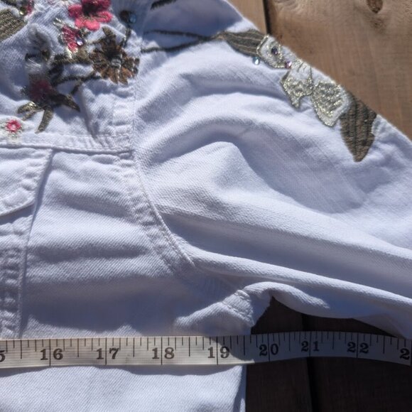 Cartise White Denim Jacket with Floral Embroidery Size US 4 - Picture 5 of 9